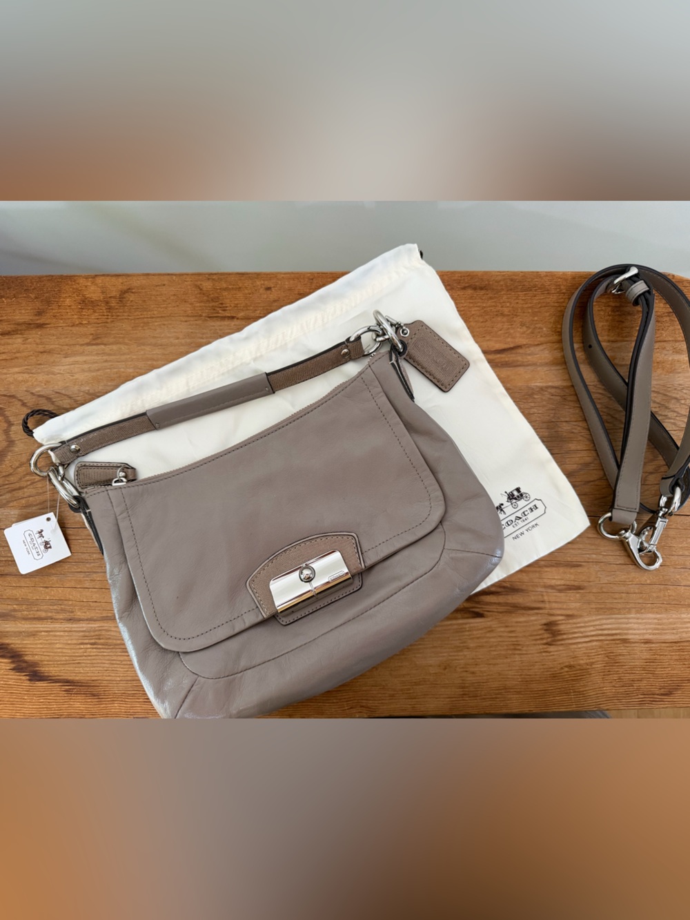 NWT 2000s Coach Leather Hobo Convertible Shoulder Bag Purse Grey Fawn Crossbody